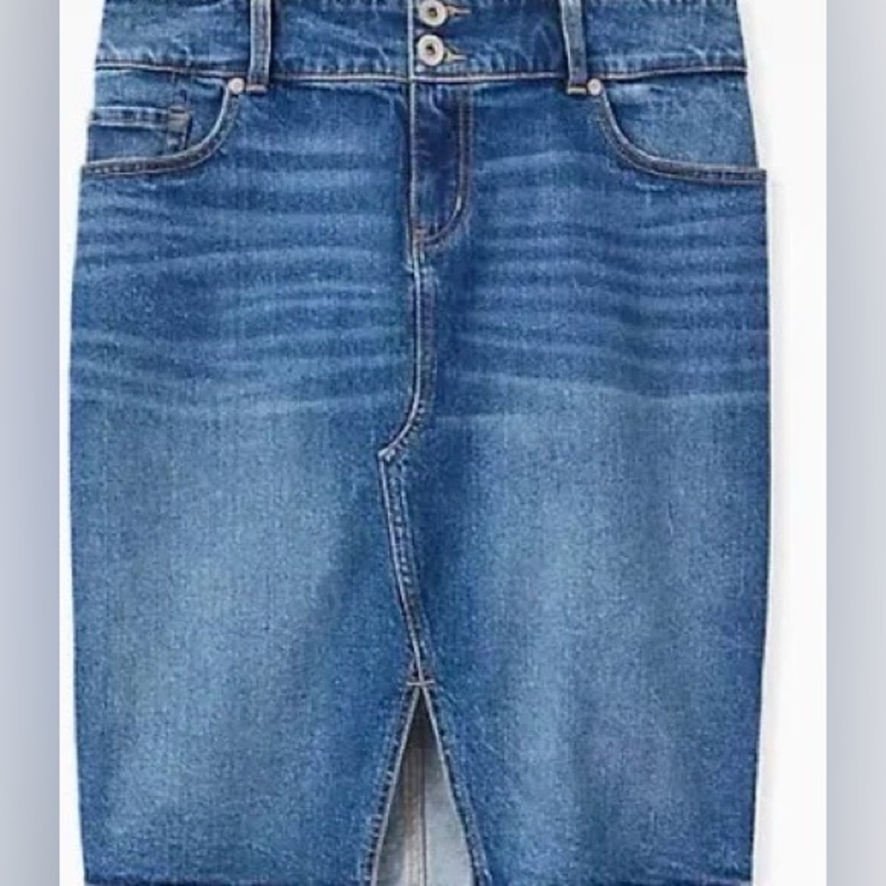 NWT Torrid Size 18 Denim Slit Midi Skirt